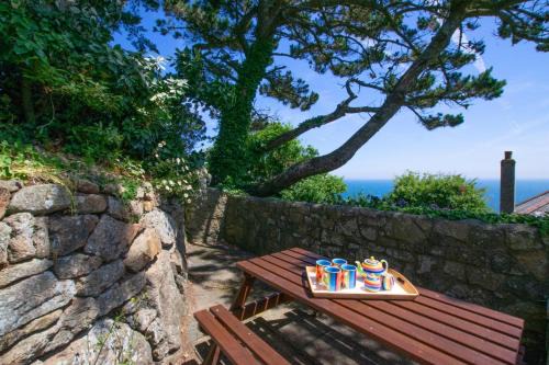 Mousehole House | Tamarisk