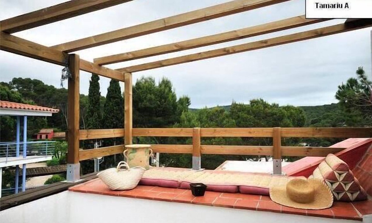 Tamariu Apartment | Tamariu A, two steps from the beach with an amazing solarium