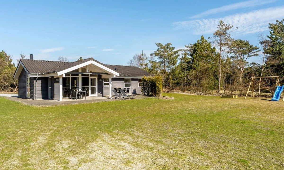 Torup Strand House | "Tamika" - 950m from the sea by Interhome