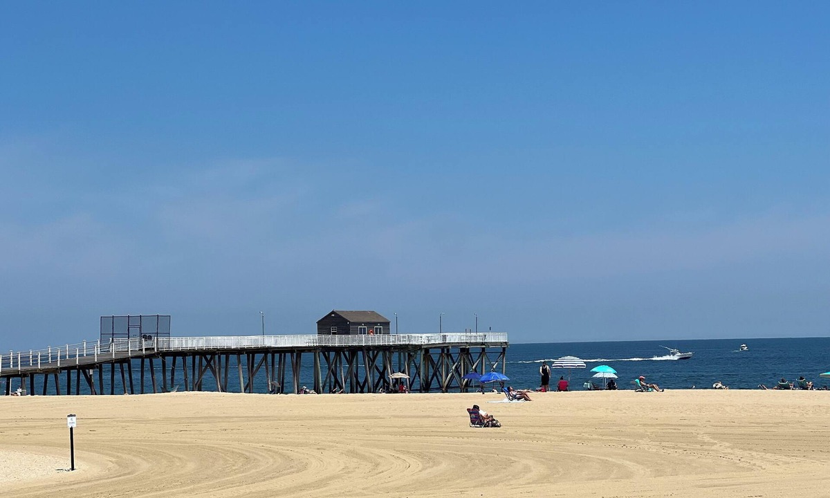 Wall House | Tandem Bike Inn