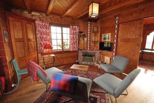 Les Posses-sur-Bex Ski Chalet | Tanière