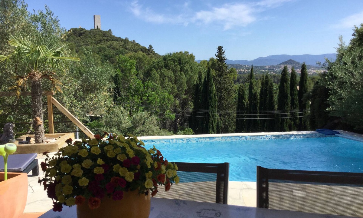 Taradeau Villa | Taradeau, Villa in a typical provencal setting, nice with magnificent view