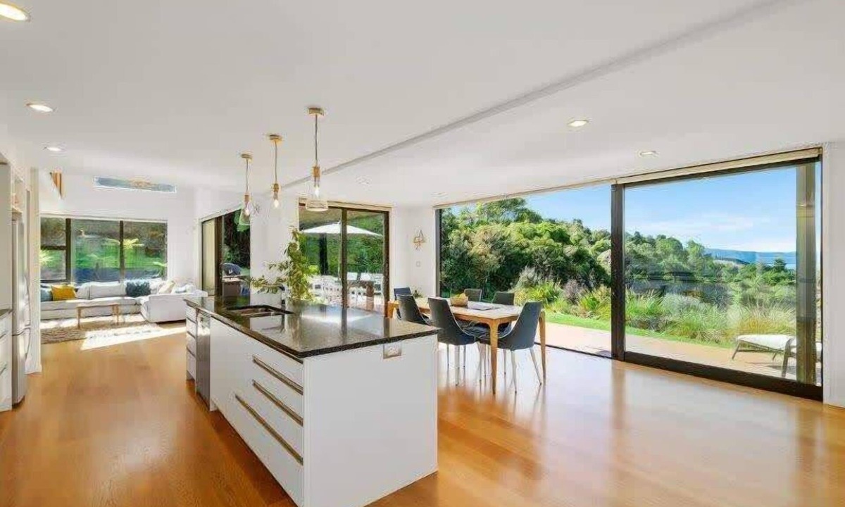 Lake Tarawera House | Tarawera Views Summar