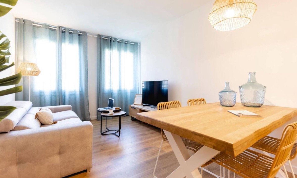 el Mercadal Apartment | Tarlà - Holiday Apartment Rental in Girona | Bravissimo