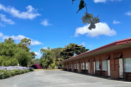 Yarram Hotel | Tarra Motel Yarram