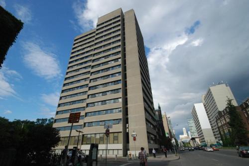 Midtown Toronto Hostel | Tartu College Student Residence