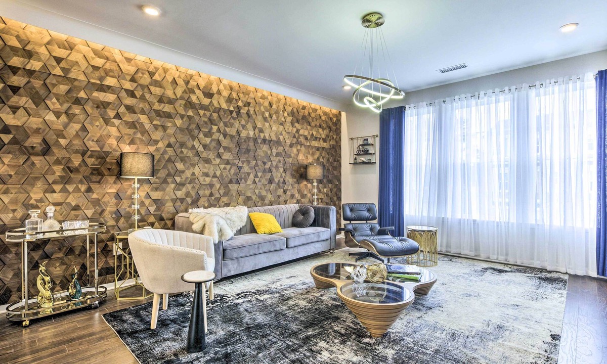 Durham House | Tasteful Durham Townhome - 6 Mi to Downtown!