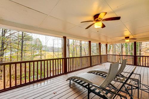 Woodstock Apartment | Tasteful Unit w/Pool Table: 7 Mi to Lake Altoona!