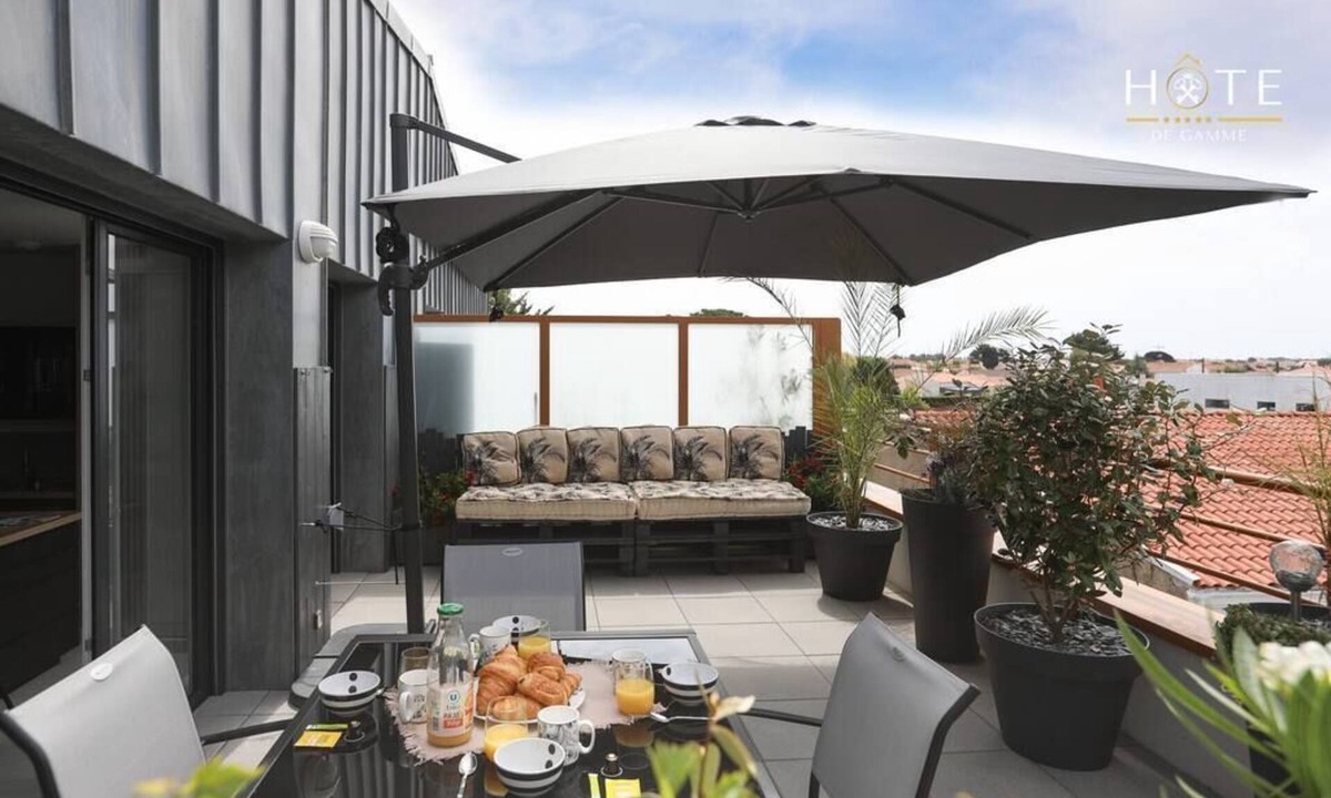 Olonne-sur-Mer Apartment | Tastefully decorated apartment - Terrasse d'Olonne