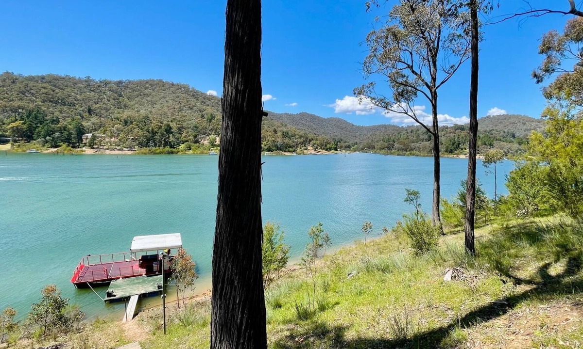 Taylor Bay Apartment | Taylor Bay Cabin - Lakeview