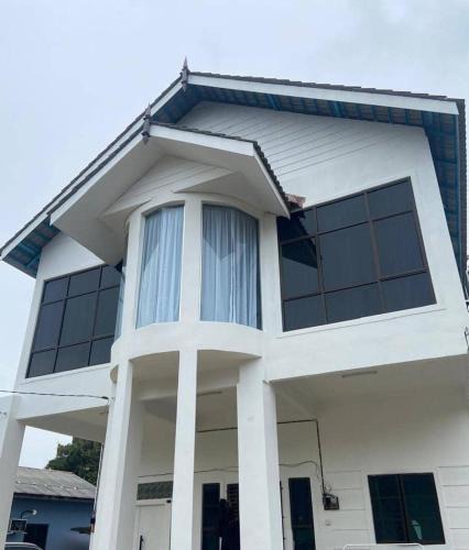 Kampung Paloh House | TBJ HOMESTAy