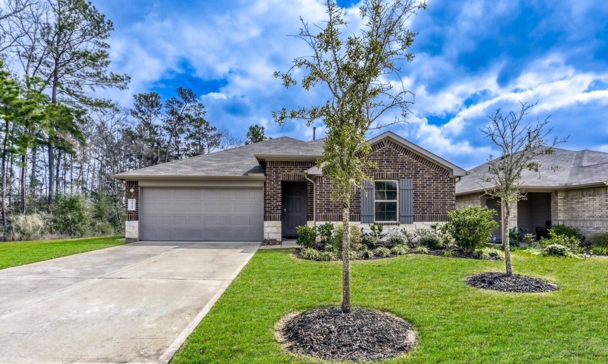Magnolia House | TCH - Comfy 4bd/2ba home in Magnolia w/Workspace