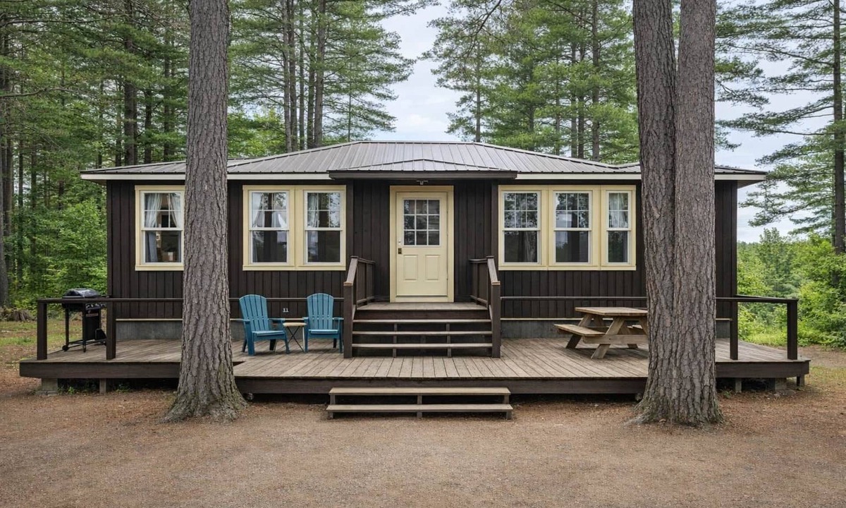 Algoma District Cabin | Tea House Cottage – Phillips Bay Resort