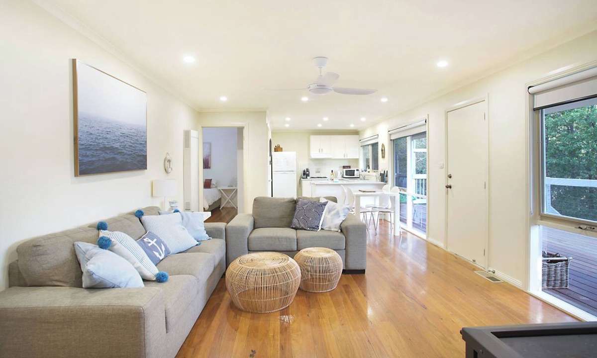 Tootgarook House | Tea Tree Breeze by Ready Set Stay- Unlimited WiFi & Great Location