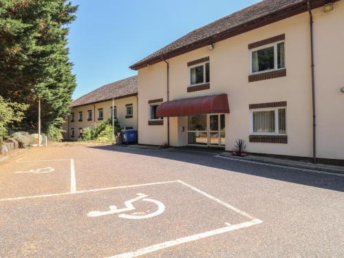 Kingsteignton Apartment | Teal