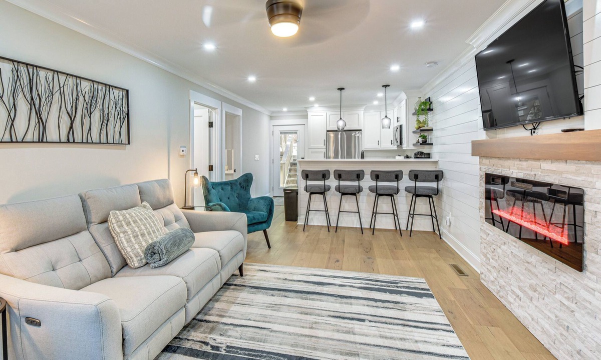 Salem Condo | Tee Times & Lake Days! Luxe Keowee Key Living