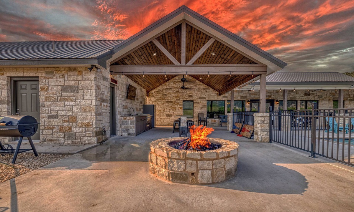 Concan House | Tejas @ Frio River Vacation Rentals
