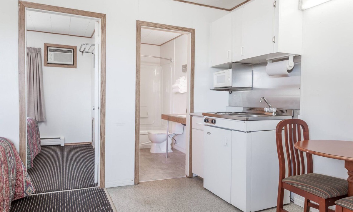 Brooks Hotel | Tel Star Motel