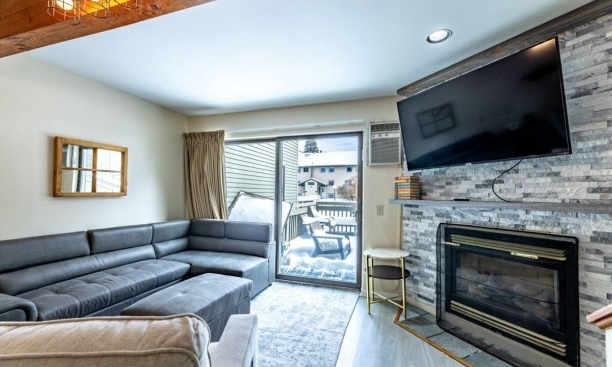 Jeffersonville Condo | TELEMARK 5 (4-Bedroom Condo) with Pool by RedAwning