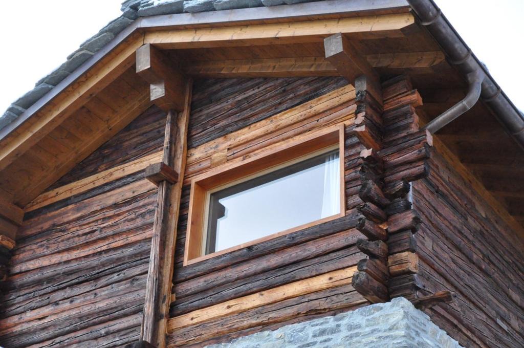 Saint-Pierre-de-Clages Apartment | Telemark Guesthouse