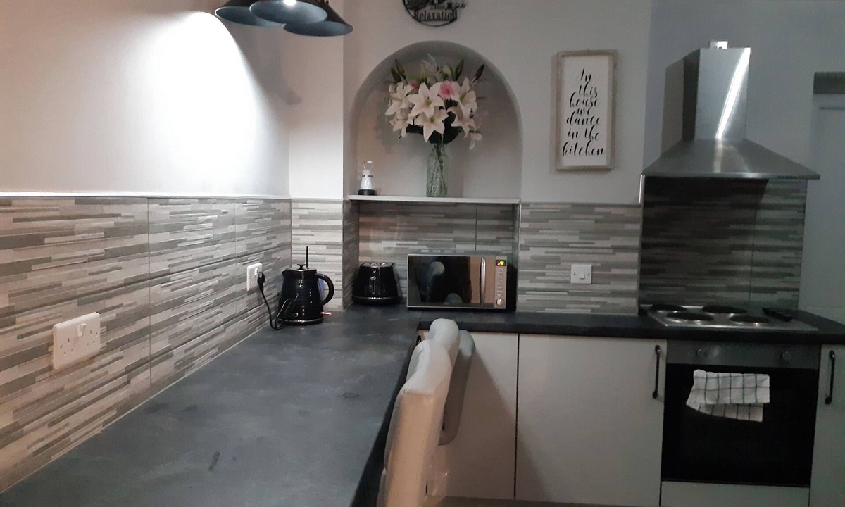 Telford Apartment | Telford - Apartment - Sleeps 5 - Flat 4