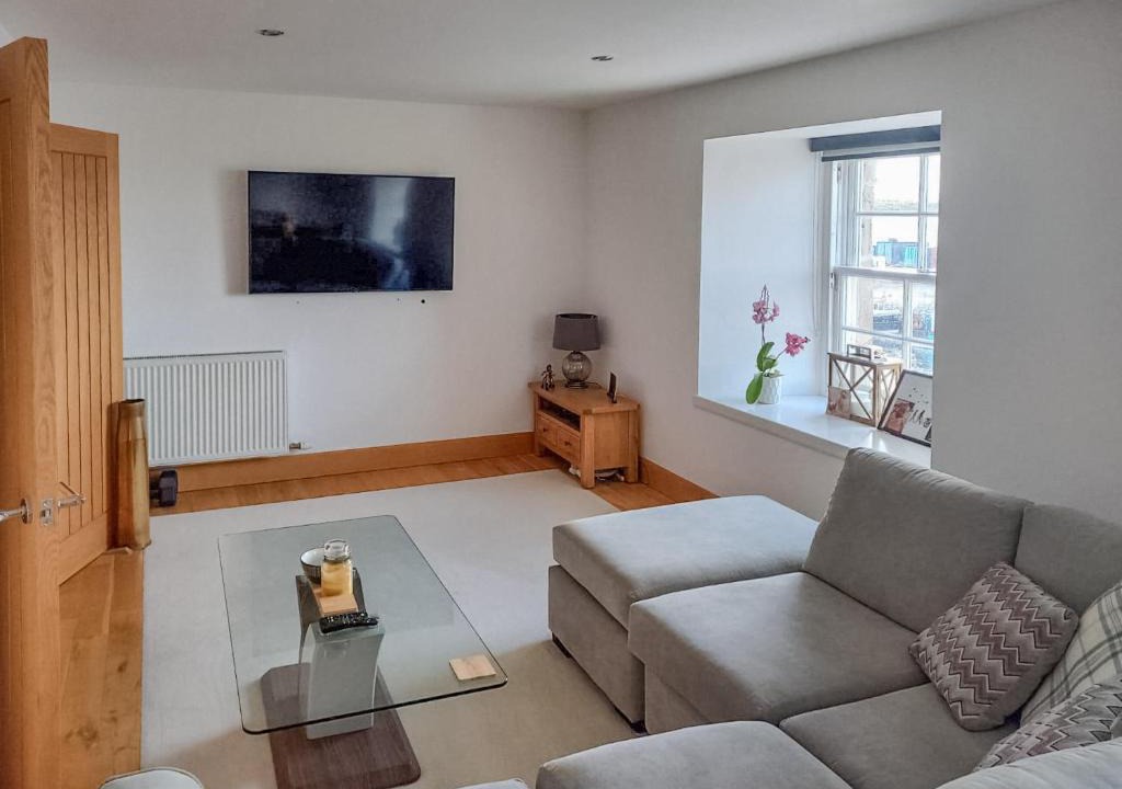 Burghead House | Telford Escape