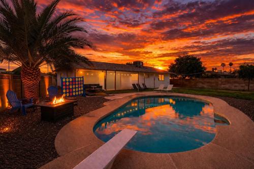 Tempe Gardens Villa | Tempe Resort, Pool with Diving Board, 4BR