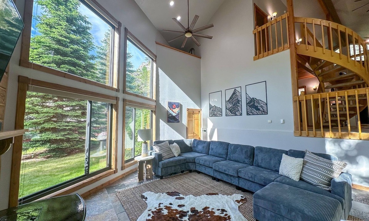 Ten Sleep House | Ten Sleep Canyon Hideout