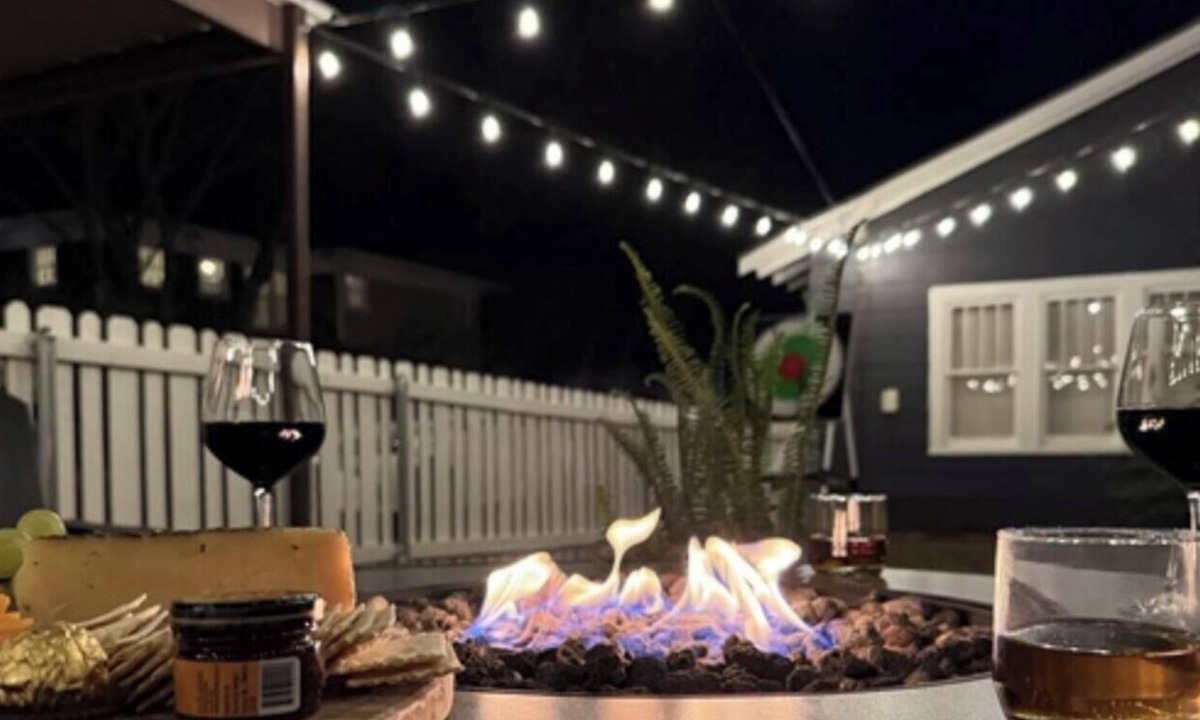 Sayles Blvd. Area House | Ten33 | Luxe Sayles District Experience, King Bed!