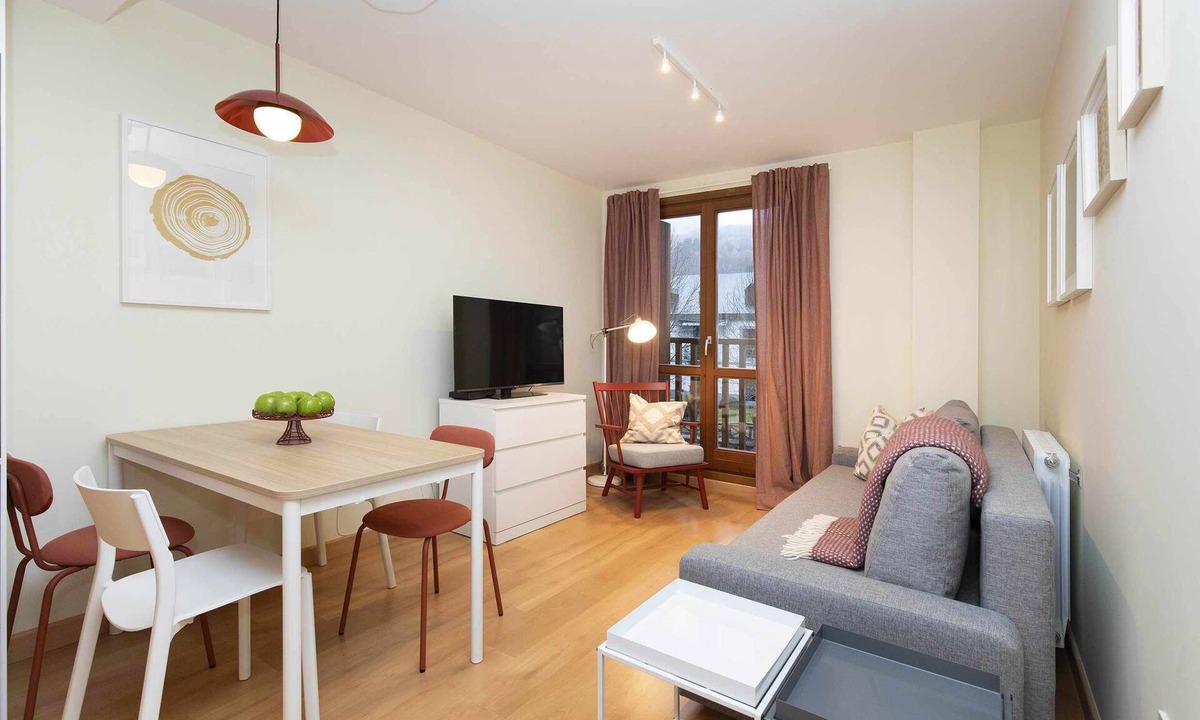 Escarrilla Apartment | Tenaesquí II by Bevalle