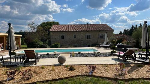 Marillac-le-Franc Bed & Breakfast | TENDANCE CAMPAGNE Chambre d'hôtes