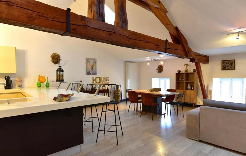 Saint-Savinien Apartment | Tendance Loft