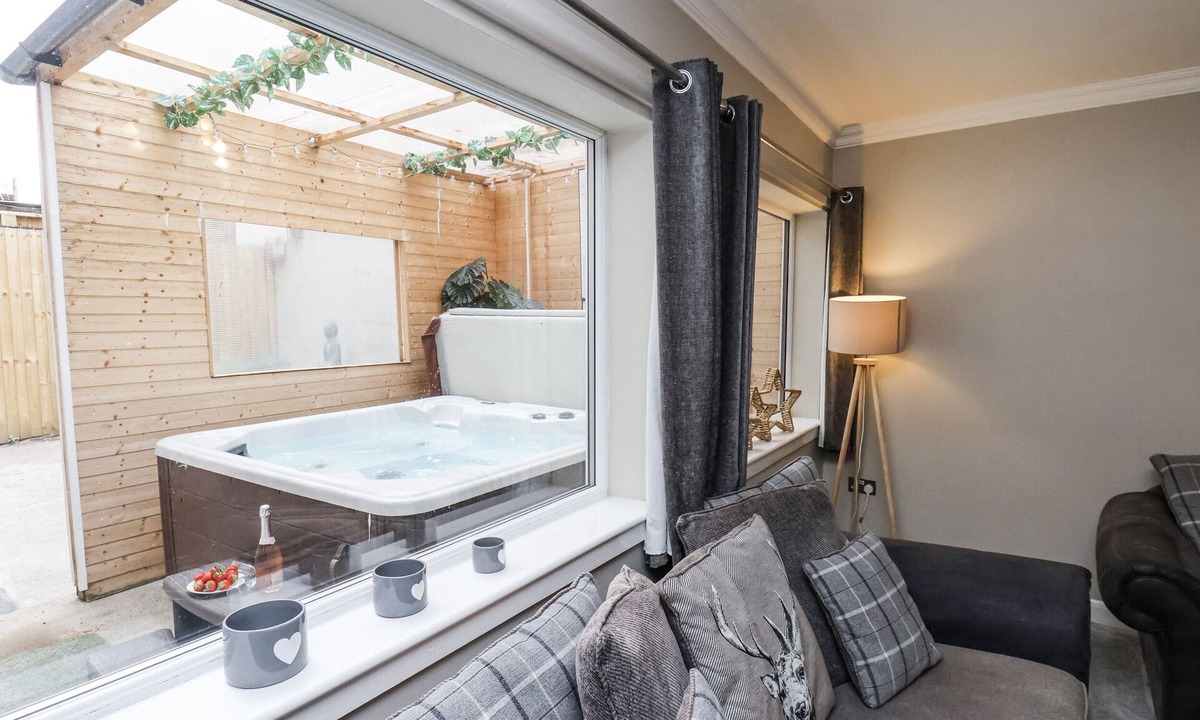 Scarborough Apartment | Tennyson House