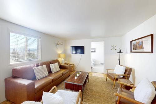 Teton Village Apartment | Tensleep B11