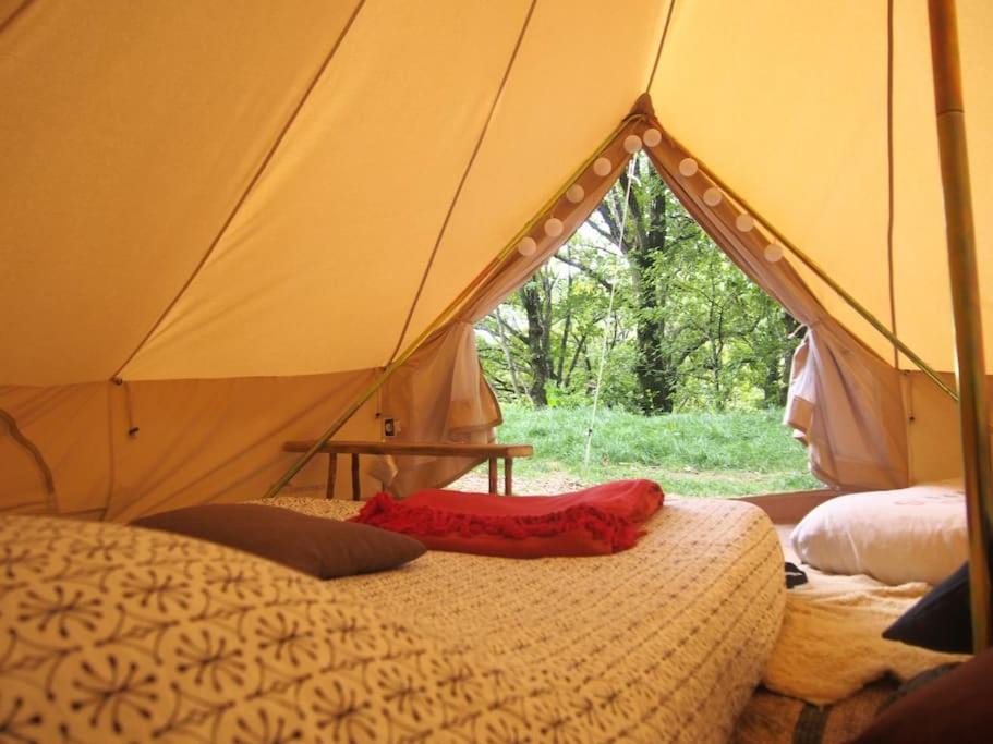 Burzet Other | Tente Tipi en pleine forêt