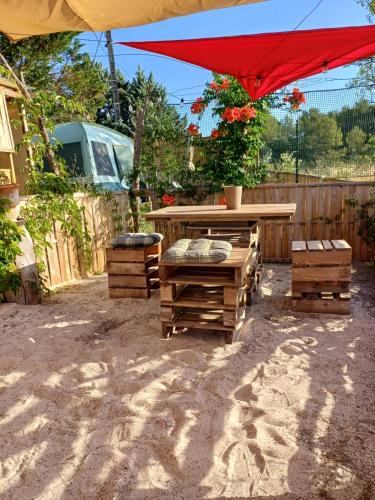 Massillargues-Attuech Other | TENTES pour découvrir l'esprit camping en pleine nature
