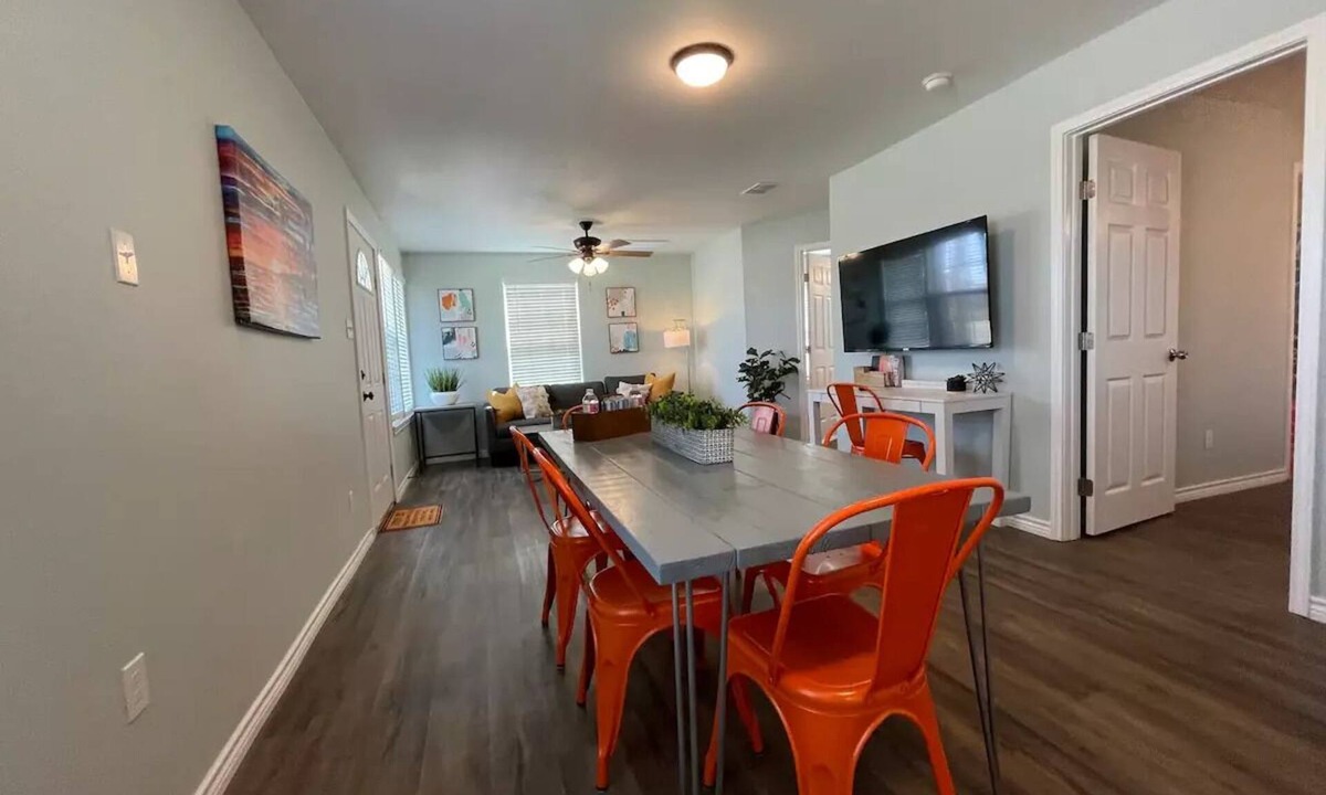 Aransas Pass House | Tequila Sunrise Getawaynn