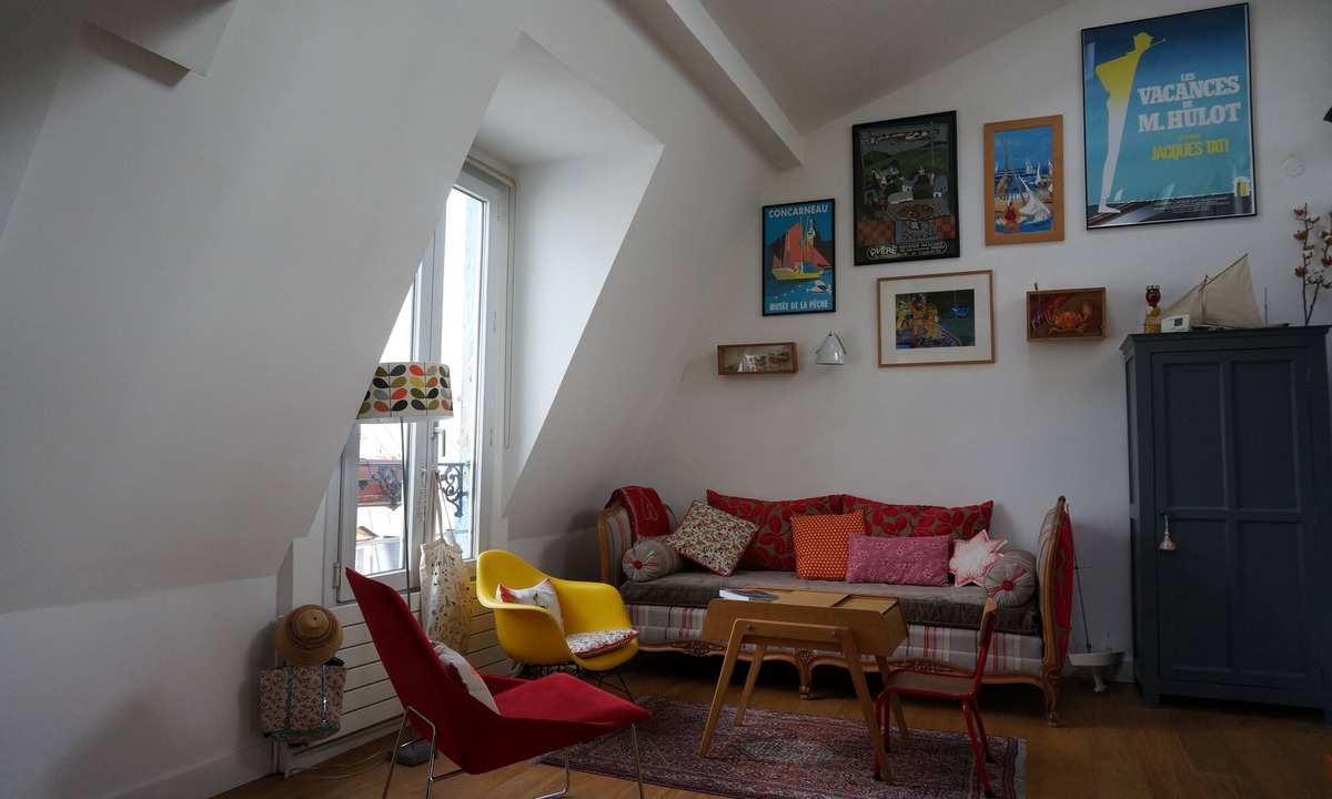 17th Arrondissement Apartment | ⭐ Terrace Apartment: 360° Eiffel Tower & Montmartre View – Jul 30-Aug 15