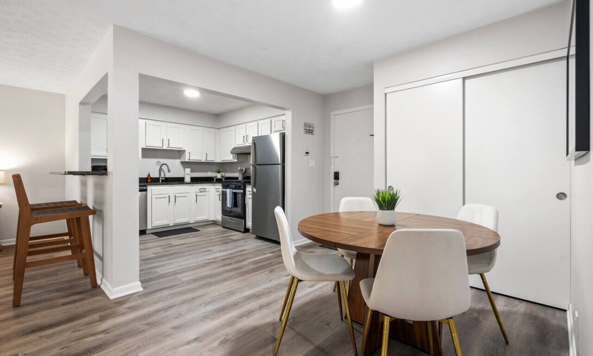 Northwest Columbus Apartment | Terrace Flat 208 - Charming, Updated 2BD, 1BA Flat