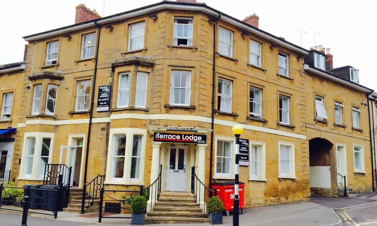 Yeovil Cabin | Terrace Lodge