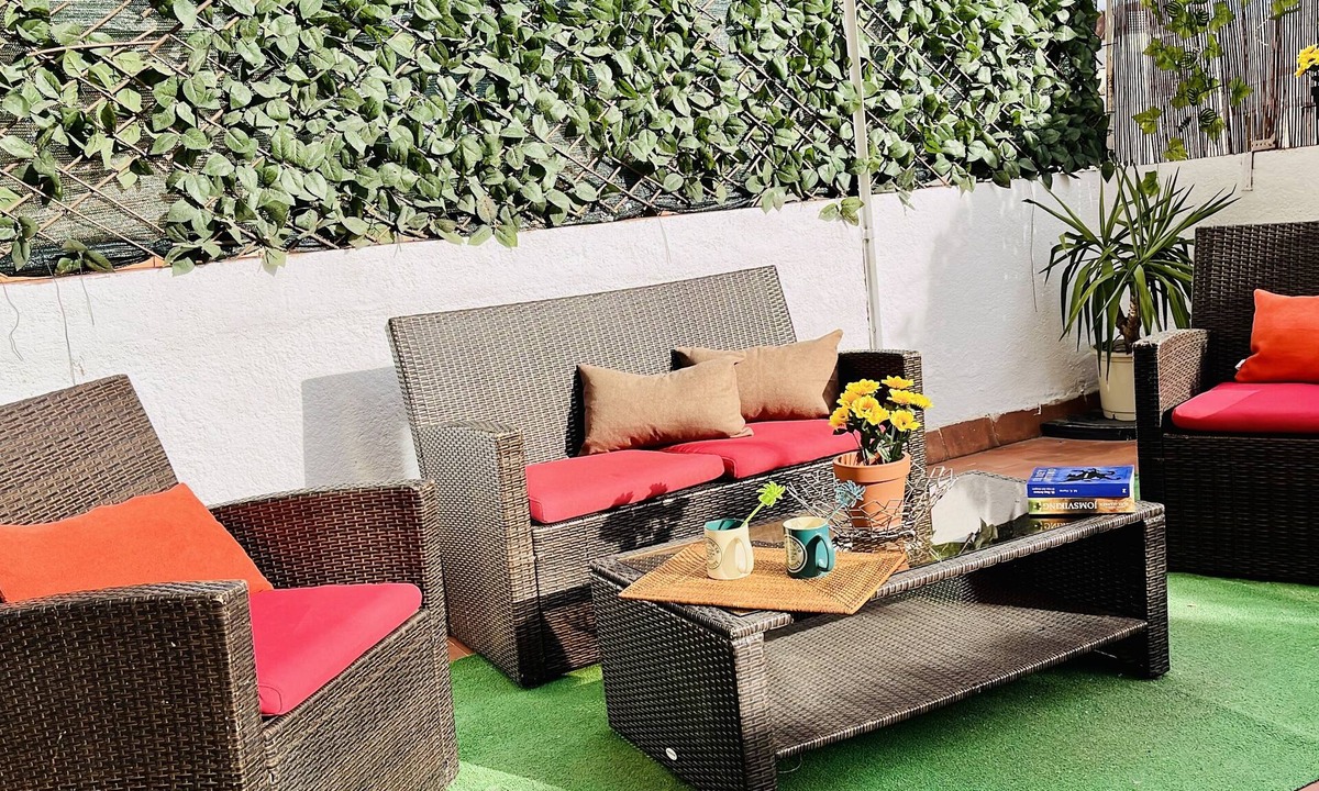 La Font d'en Fargues Apartment | Terrance Barcelona Calm & Leisure