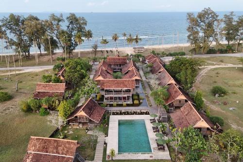 Pantai Penarik Resort | Terrapuri Heritage Resort, Penarik