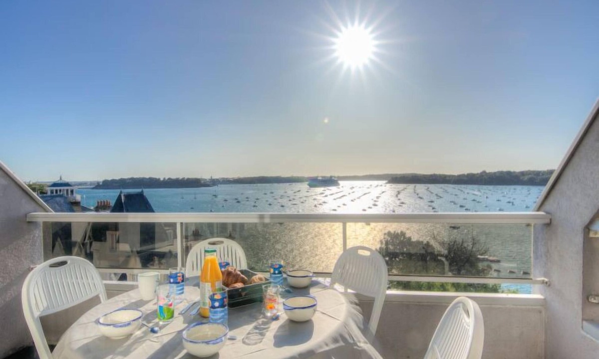 Dinard Apartment | Terrasses d'Emeraude by Interhome