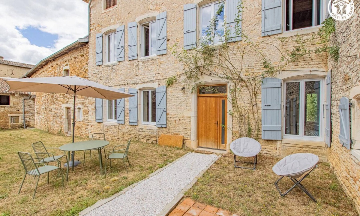 Clesse House | Terre à la Dame - CLESSE