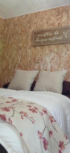 Saint-Maurice-les-Couches House | Terre divine