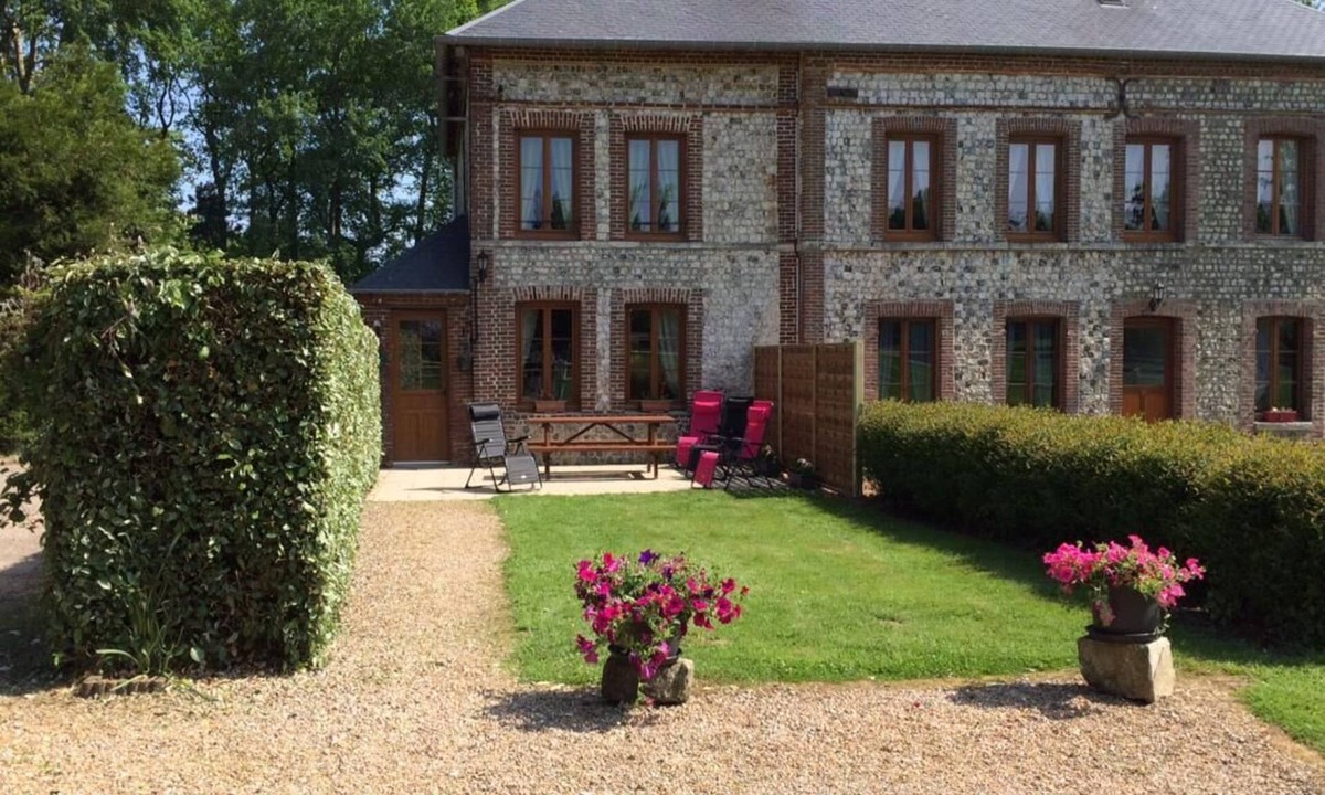 Saint-Leonard House | Terre de Falaise - ST Leonard