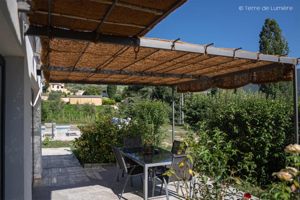Nyons Apartment | Terre de Lumière 2.
