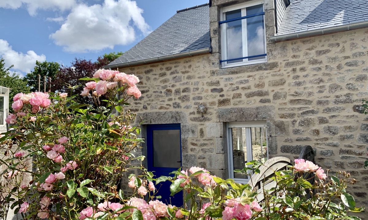 Quevert House | "Terre et Mer" Breton house located at the gates of Dinan-12 km from the sea