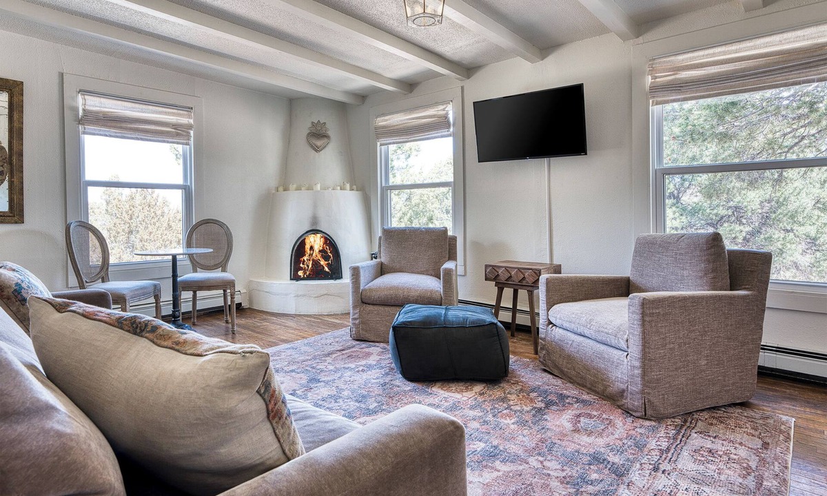 Tesuque House | Tesuque Outpost |Casita E | Best views in Santa Fe
