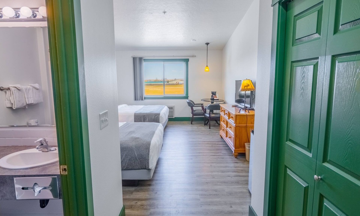 Victor Hotel | Teton Valley Motel